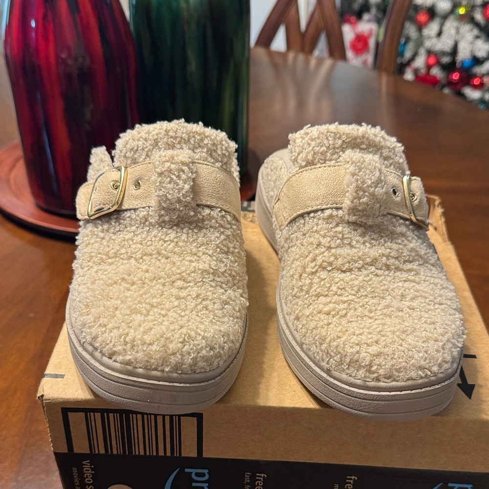 Life Stride Tan Fuzzy Mules - Picture 7 of 7